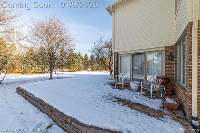 41450 Mission Lane, Novi, MI 48375