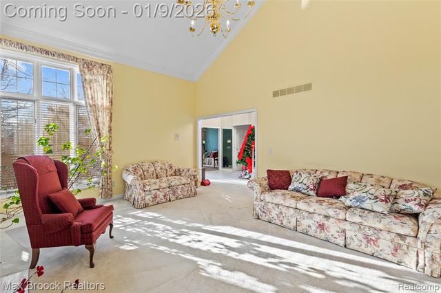 41450 Mission Lane, Novi, MI 48375