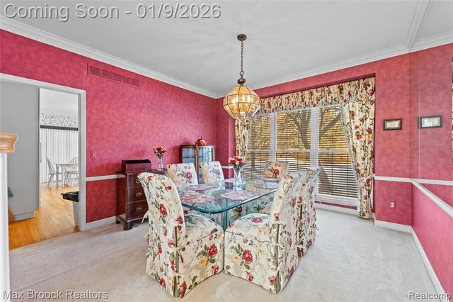 41450 Mission Lane, Novi, MI 48375