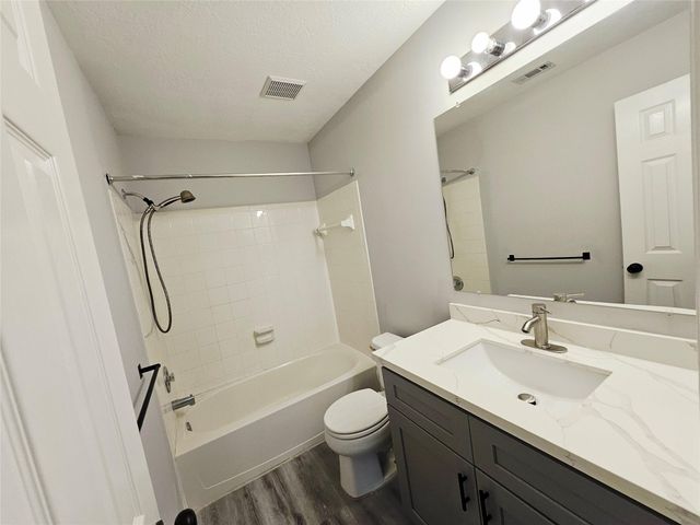 9026 Eaglecove Drive, Houston, TX 77064