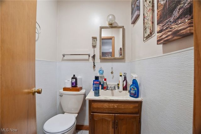 2512 Elizabeth Pike, Mineral Wells, WV 26150