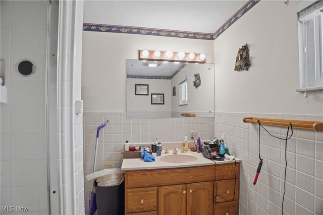 2512 Elizabeth Pike, Mineral Wells, WV 26150