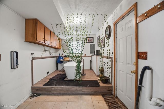 2512 Elizabeth Pike, Mineral Wells, WV 26150