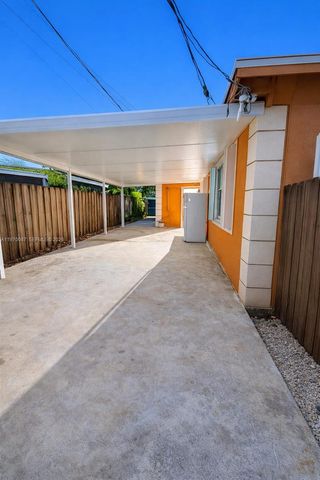 18010 NW 8th Pl, Miami Gardens, FL 33169