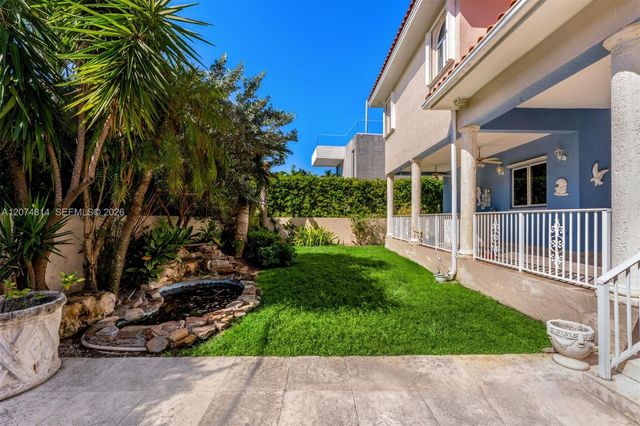 501 Bay Lane, Key Biscayne, FL 33149