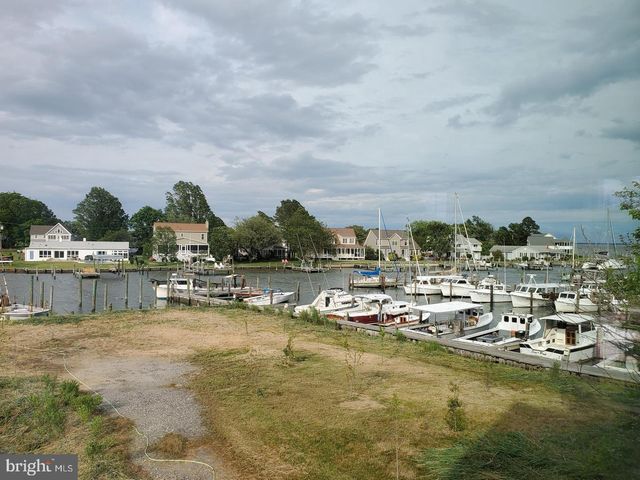 21572 CHICKEN POINT RD, Tilghman, MD 21671