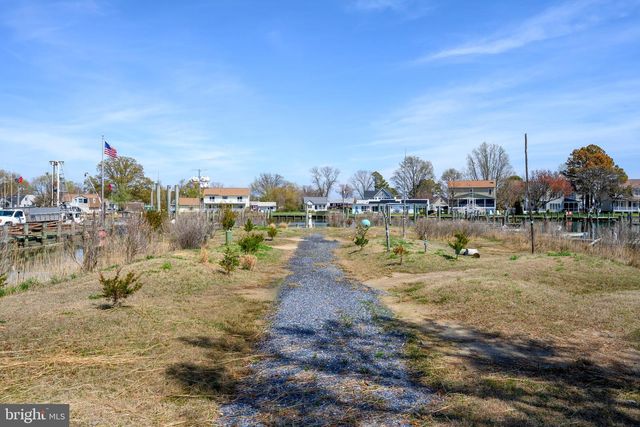 21572 CHICKEN POINT RD, Tilghman, MD 21671