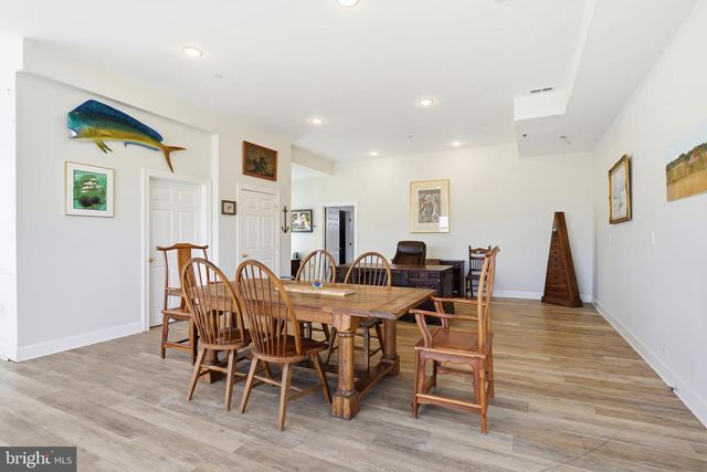 21572 CHICKEN POINT RD, Tilghman, MD 21671