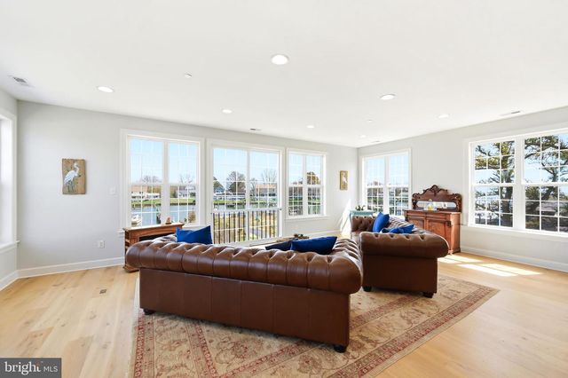 21572 CHICKEN POINT RD, Tilghman, MD 21671