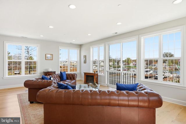 21572 CHICKEN POINT RD, Tilghman, MD 21671