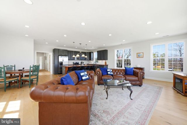 21572 CHICKEN POINT RD, Tilghman, MD 21671
