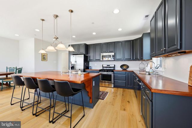 21572 CHICKEN POINT RD, Tilghman, MD 21671