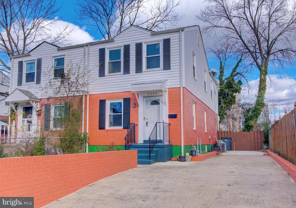 2258 ARLINGTON TER, Alexandria, VA 22303