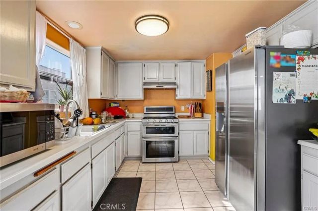 1503 W Adams, Los Angeles, CA 90007