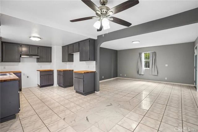 1503 W Adams, Los Angeles, CA 90007
