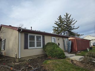 1751 Queensbury Circle, Hoffman Estates, IL 60169