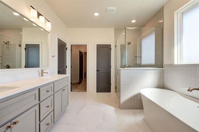 6700 NW 143rd Circle, Oklahoma City, OK 73142