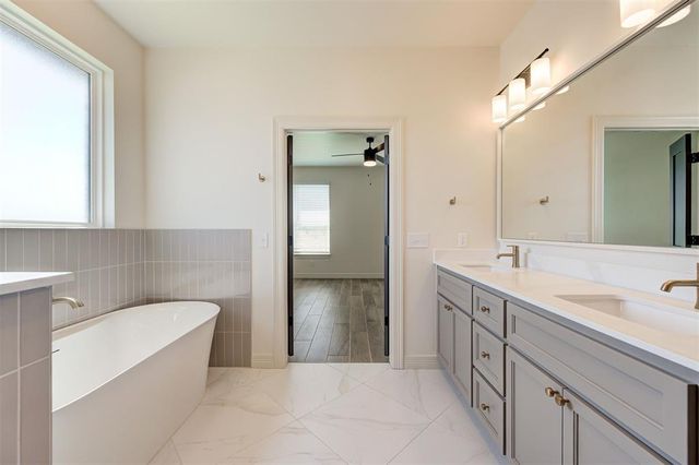 6700 NW 143rd Circle, Oklahoma City, OK 73142