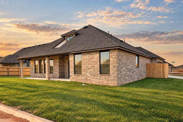 6700 NW 143rd Circle, Oklahoma City, OK 73142