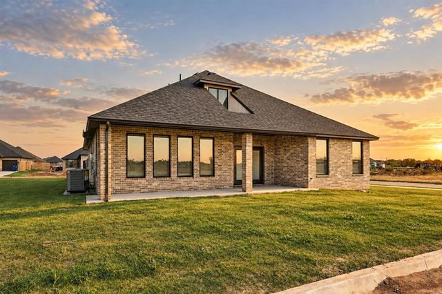 6700 NW 143rd Circle, Oklahoma City, OK 73142