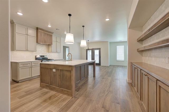 6700 NW 143rd Circle, Oklahoma City, OK 73142