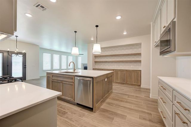 6700 NW 143rd Circle, Oklahoma City, OK 73142