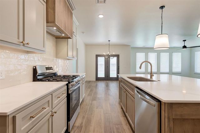 6700 NW 143rd Circle, Oklahoma City, OK 73142