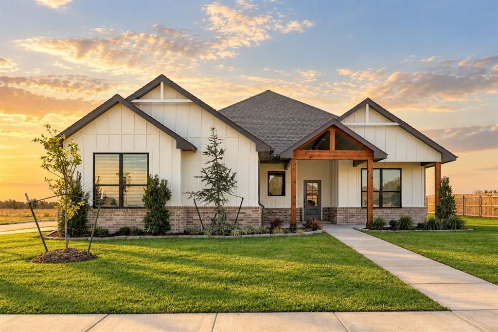 6700 NW 143rd Circle, Oklahoma City, OK 73142