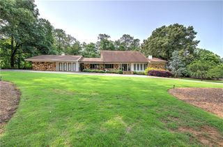 10 Woodland Drive, Cartersville, GA 30120