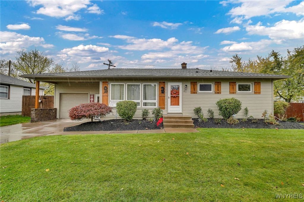 61 Mitchell Drive, Tonawanda, NY 14150