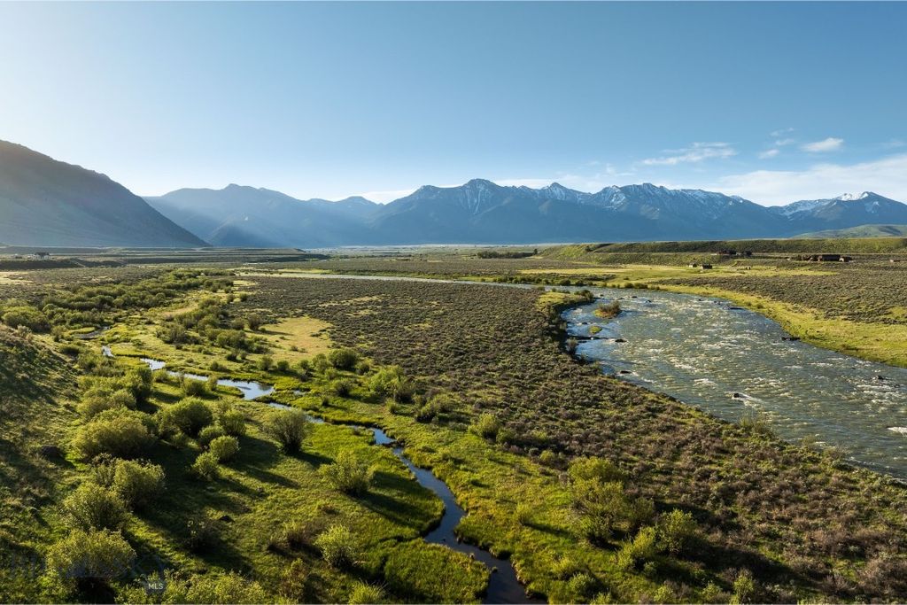 1 Sagebrush Way, Cameron, MT 59720