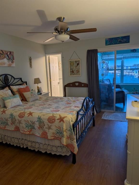 Image 10 of property listing at 1898 SHORE DRIVE S 311, South Pasadena, FL 33707