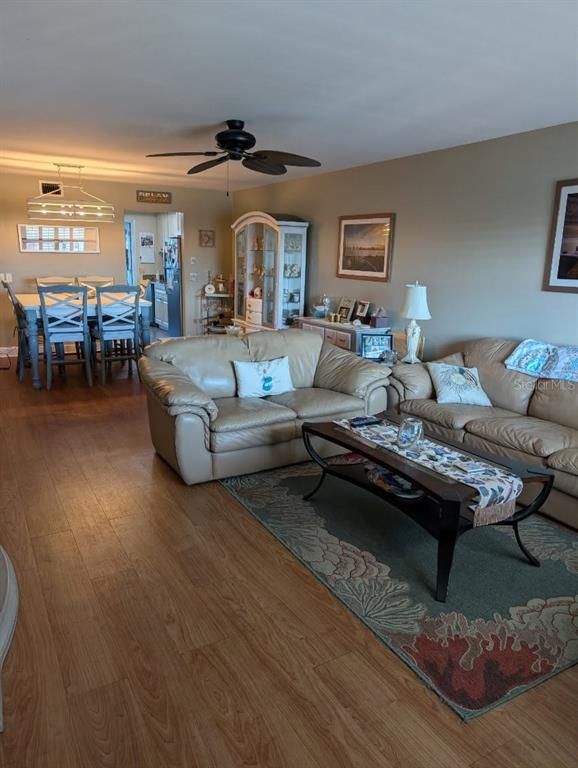 Image 7 of property listing at 1898 SHORE DRIVE S 311, South Pasadena, FL 33707