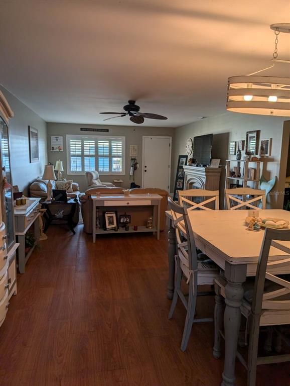 Image 8 of property listing at 1898 SHORE DRIVE S 311, South Pasadena, FL 33707
