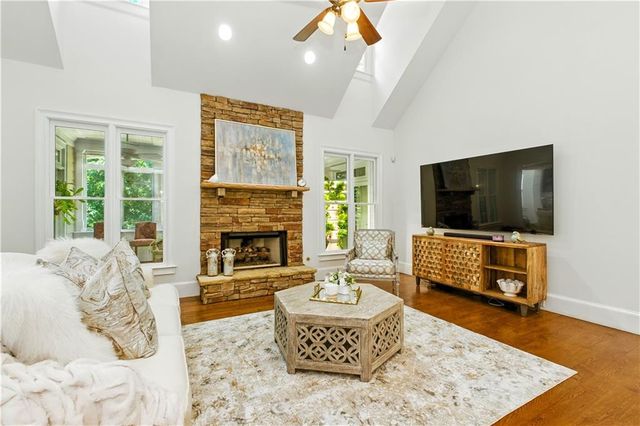 6719 Grand Marina Circle, Gainesville, GA 30506