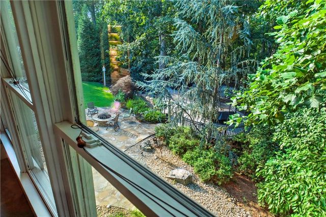 6719 Grand Marina Circle, Gainesville, GA 30506