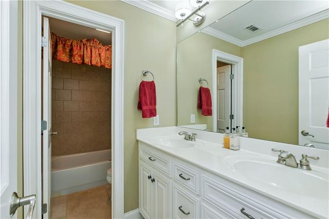 6719 Grand Marina Circle, Gainesville, GA 30506