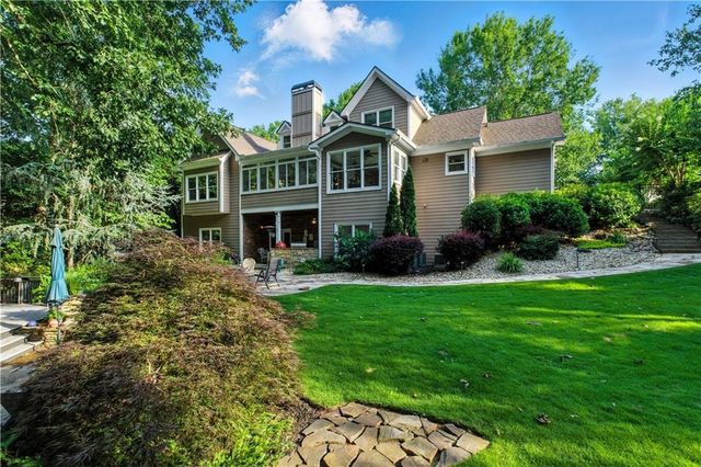 6719 Grand Marina Circle, Gainesville, GA 30506
