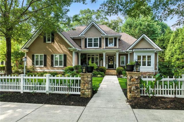 6719 Grand Marina Circle, Gainesville, GA 30506