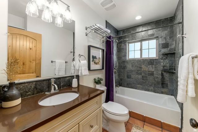 3070 E LITTLE COTTONWOOD RD, Sandy, UT 84092