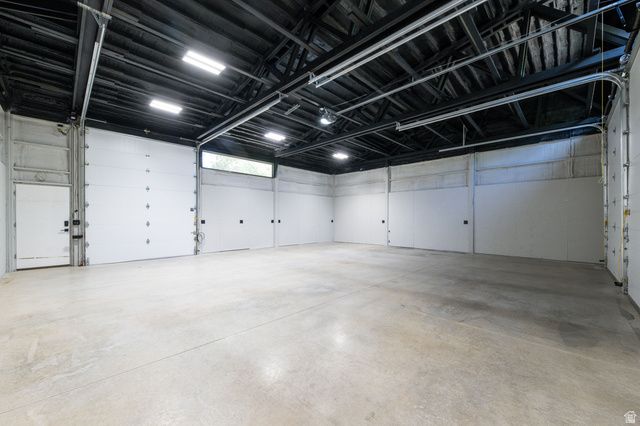 3070 E LITTLE COTTONWOOD RD, Sandy, UT 84092