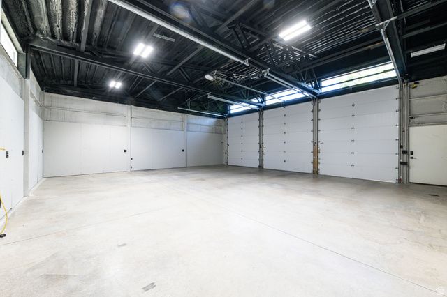 3070 E LITTLE COTTONWOOD RD, Sandy, UT 84092