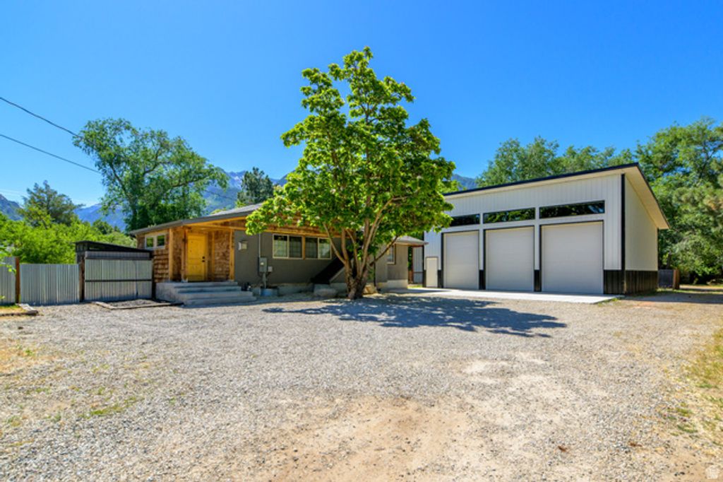 3070 E LITTLE COTTONWOOD RD, Sandy, UT 84092