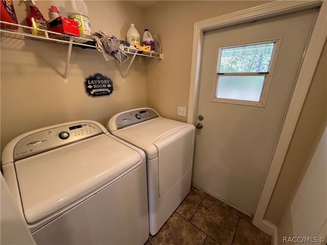 90 S Allman Terrace, Lecanto, FL 34461