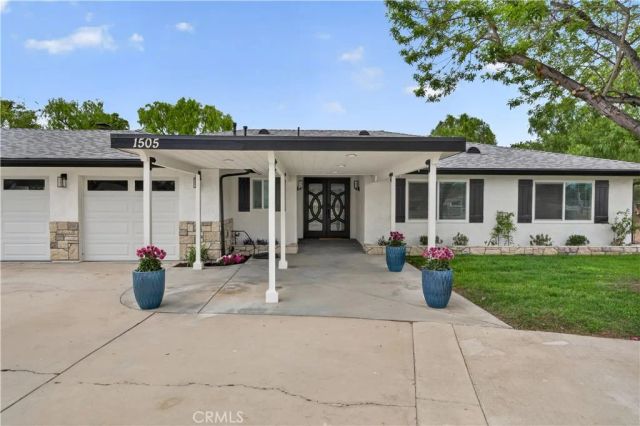1505 Corona, Norco, CA 92860
