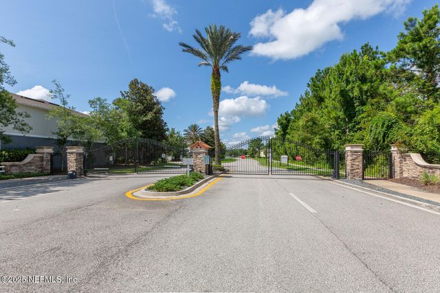 808 BLACK CHERRY Drive S, St. Johns, FL 32259