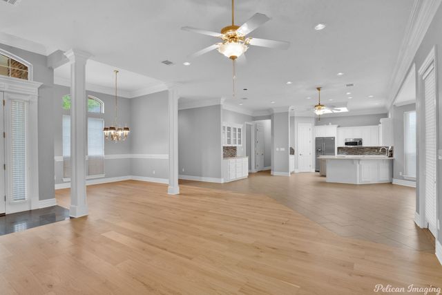 332 Crosscreek Drive, Bossier City, LA 71111