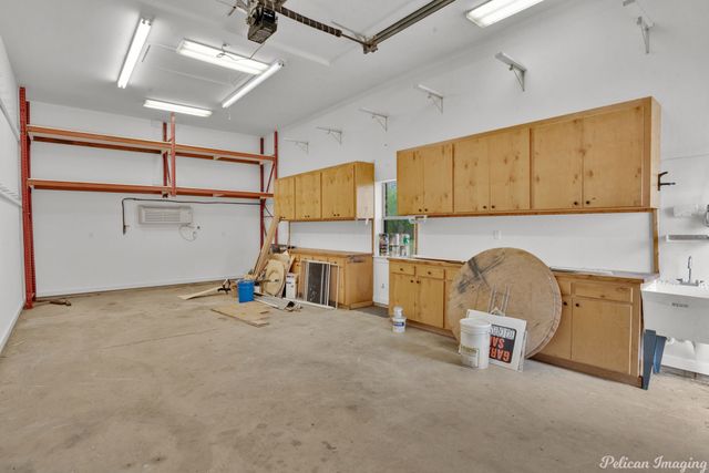 332 Crosscreek Drive, Bossier City, LA 71111