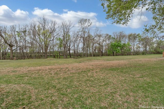 332 Crosscreek Drive, Bossier City, LA 71111