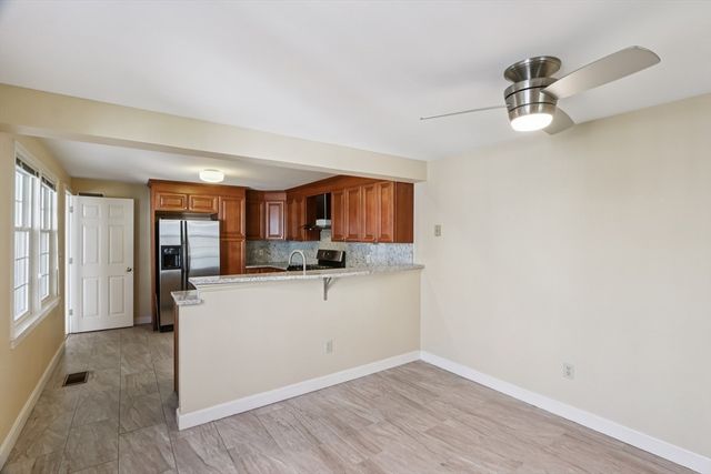 35 Mitchell Grant Way 35, Bedford, MA 01730